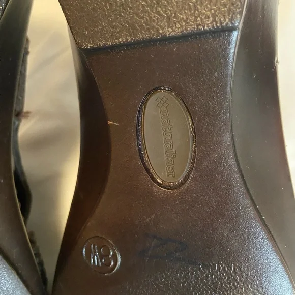 Naturalizer Leather Women’s Sandals Sz 8W - Picture 7 of 9